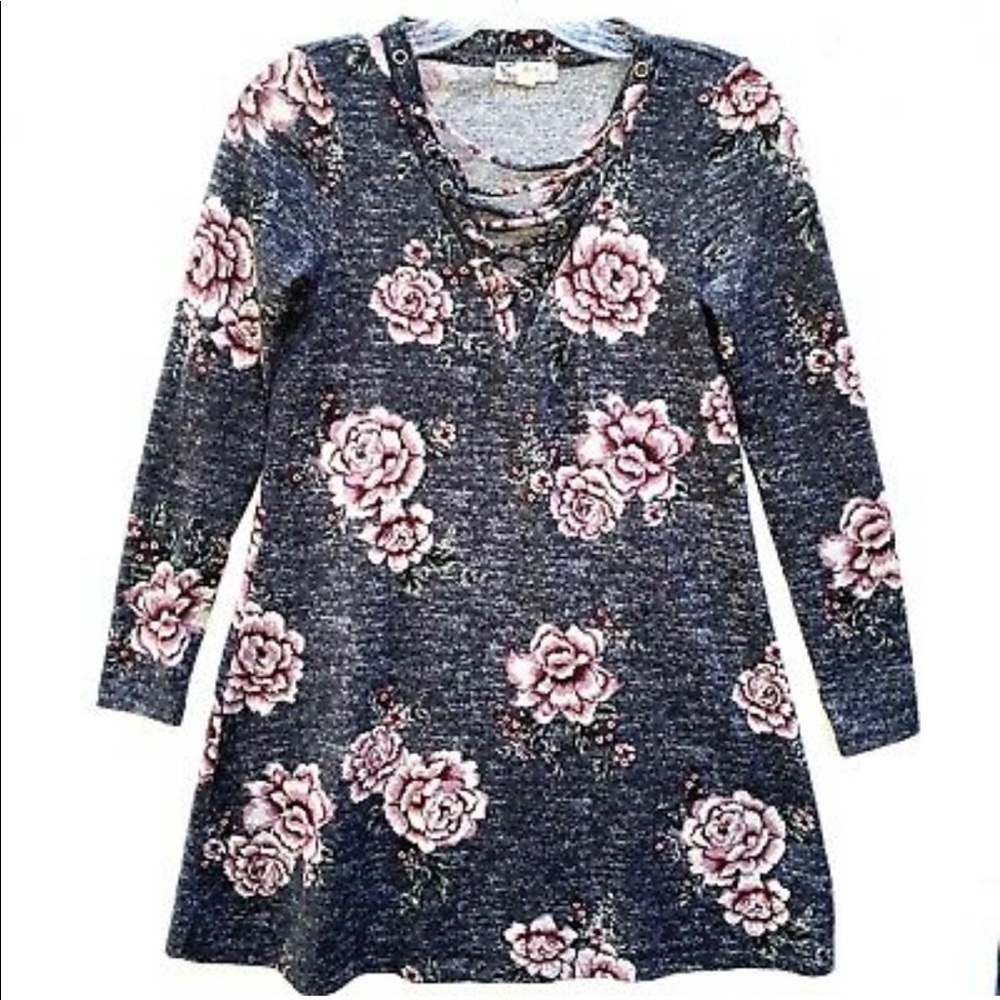 About A Girl Women's Dress
Color: Gray w/pink Floral - Picture 5 of 6